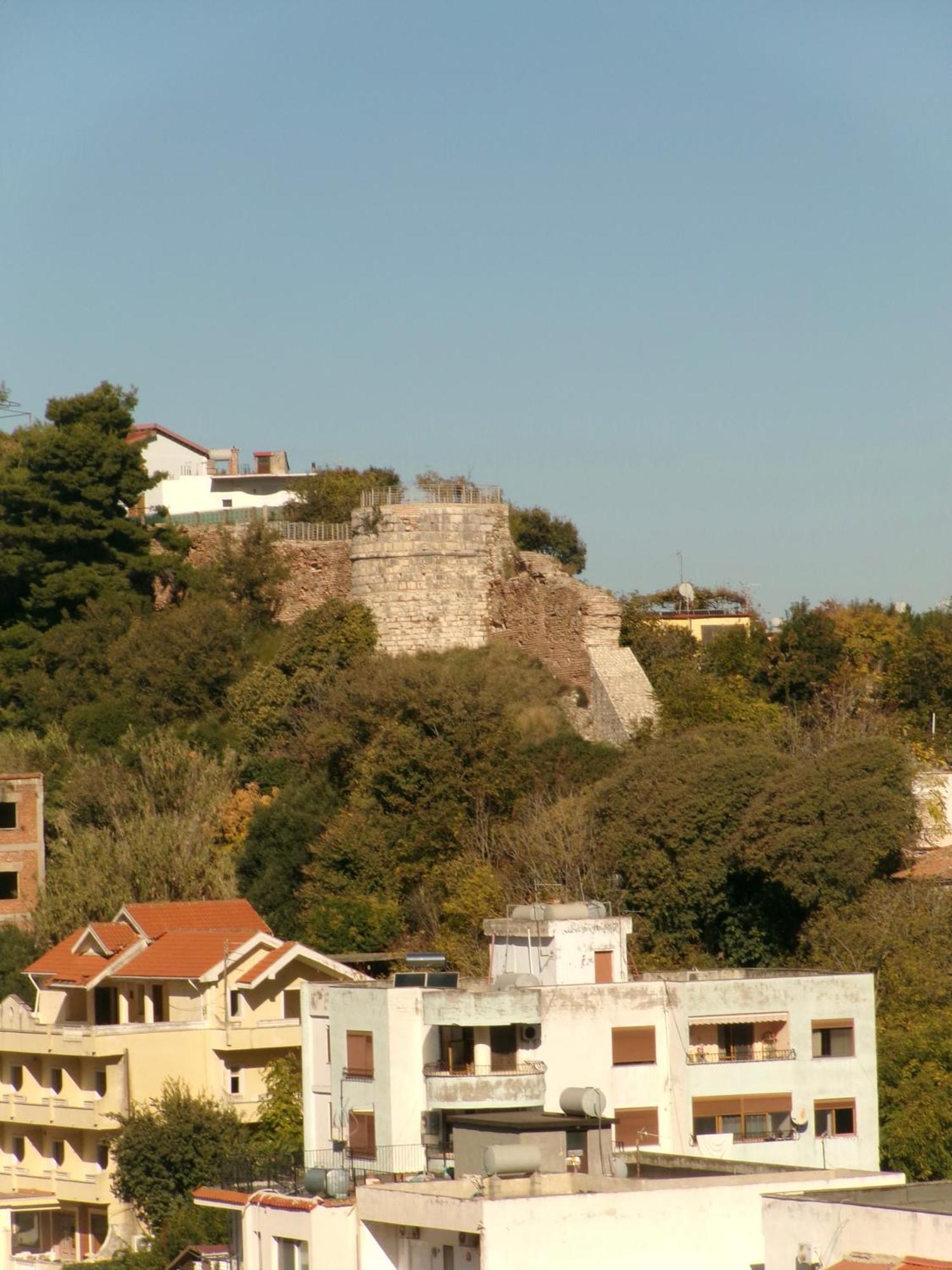 Apartment Vollga Square Durrës